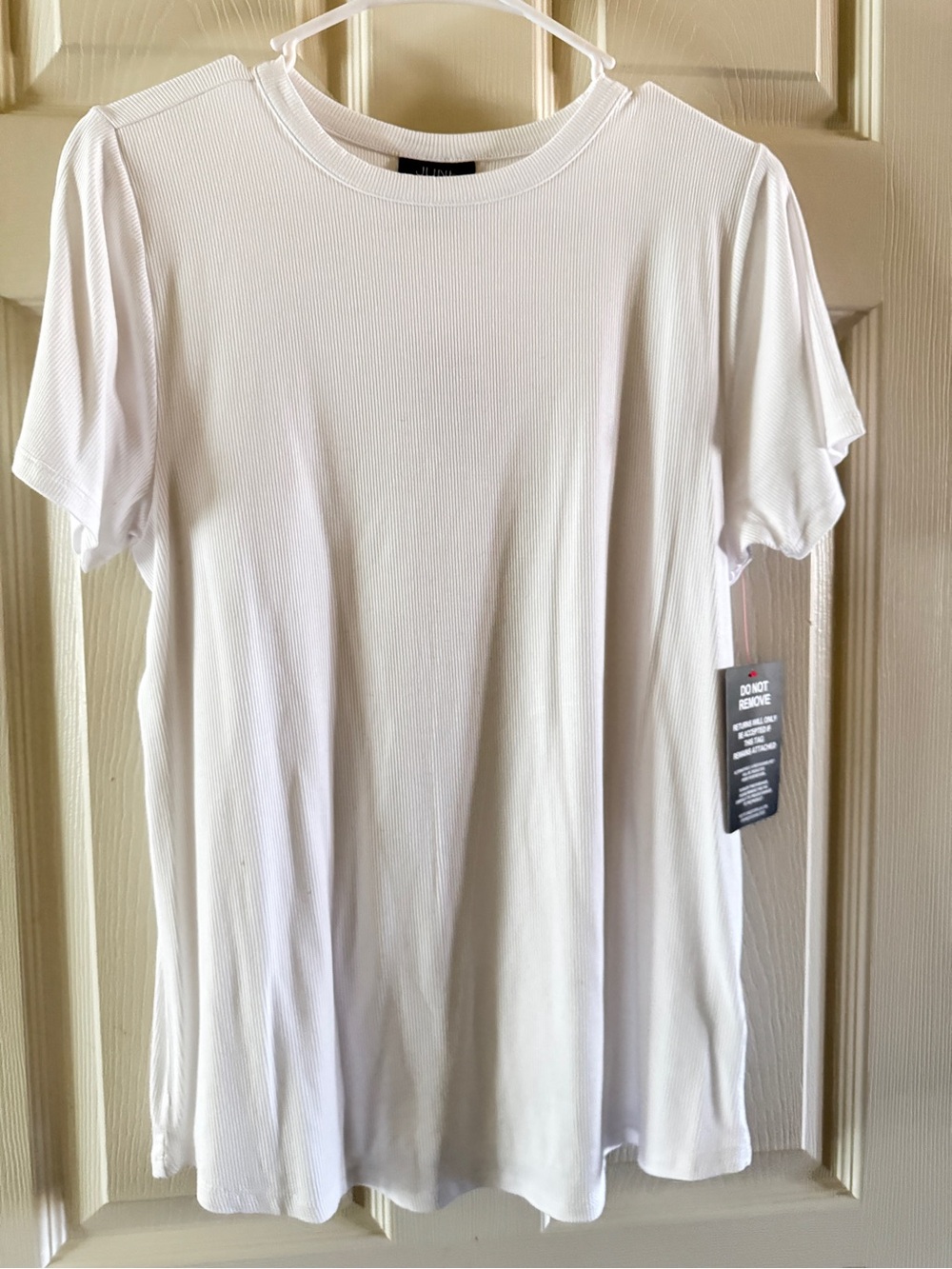 Torrid White Short Sleeve Ribbed Tee